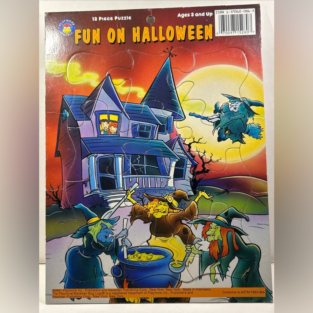 Vtg Playmore 12 pc press puzzle “fun of halloween” wicked witches, haunted house